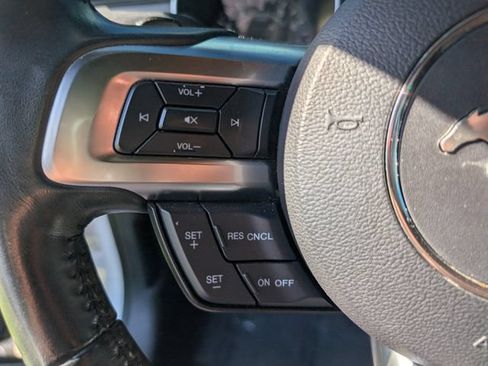 Used 2018 Ford Mustang GT Premium RWD image 12