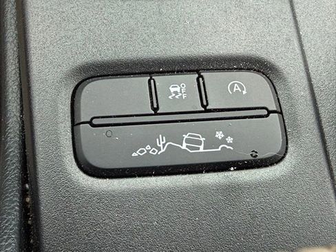 Used 2024 Ford Ranger XLT w/ FX4 Off-Road Package AWD/4WD image 27