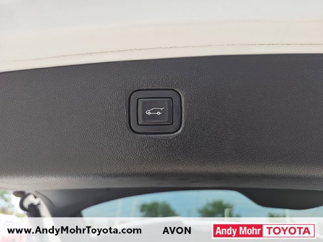Used 2023 Chevrolet Blazer LT FWD image 30