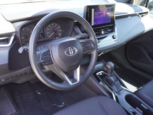 Certified 2025 Toyota Corolla SE FWD image 11