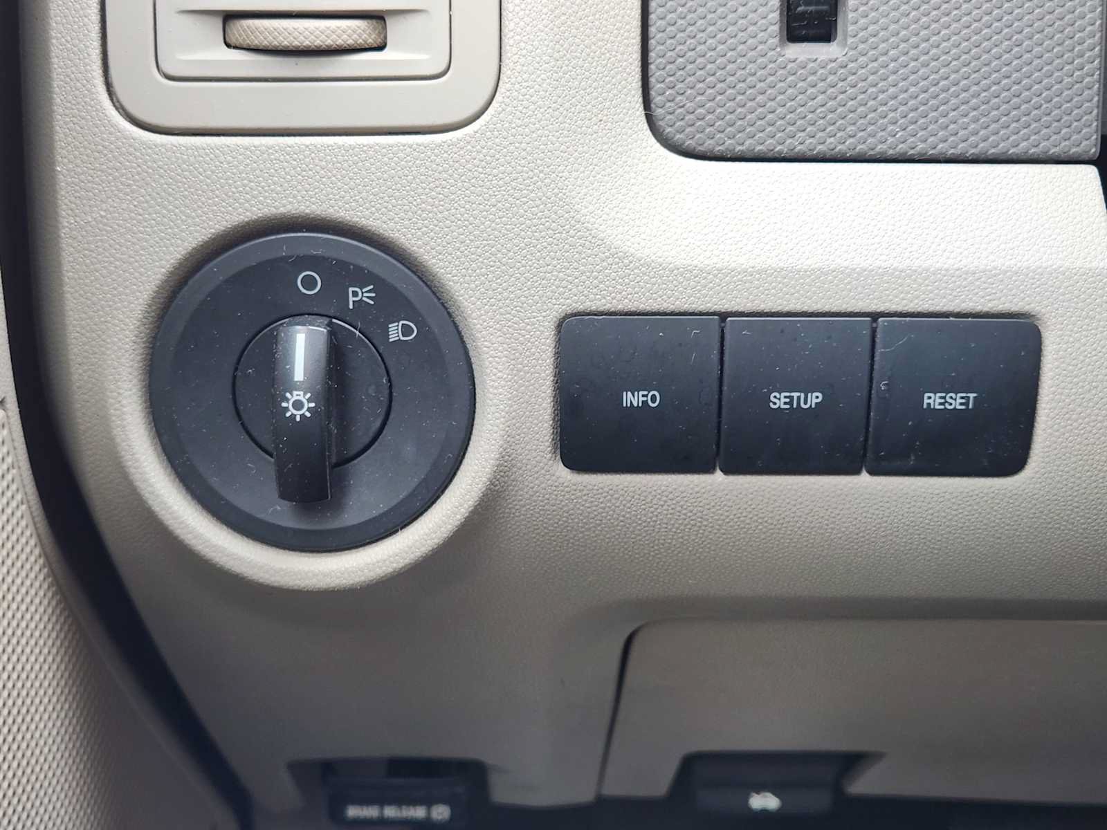 Used 2012 Ford Escape XLS FWD image 20