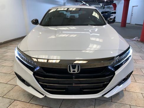 Used 2022 Honda Accord Sport image 4