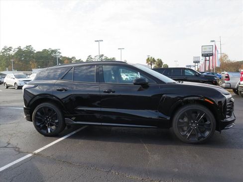 New 2026 Chevrolet Blazer EV SS w/ LPO, Blackout Package image 2