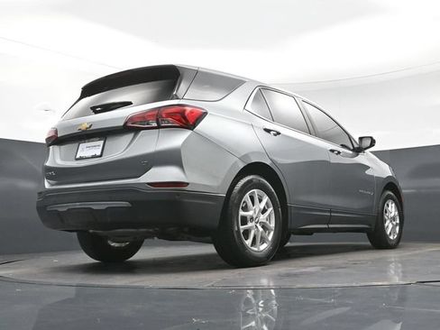 Used 2023 Chevrolet Equinox LT FWD image 28