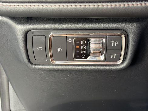Used 2021 Lincoln Aviator Reserve w/ Equipment Group 201A AWD/4WD image 31