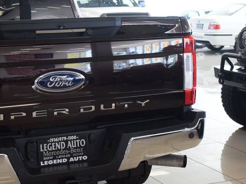 Used 2018 Ford F250 Lariat w/ Lariat Ultimate Package RWD image 17