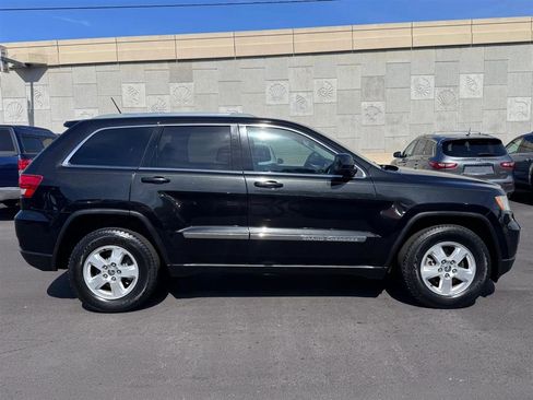 Used 2012 Jeep Grand Cherokee Laredo w/ Laredo E Group RWD image 10