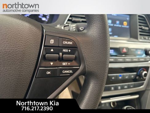 Used 2017 Hyundai Sonata SE FWD image 27