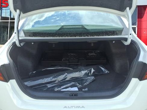 New 2026 Nissan Altima 2.5 SR FWD image 34