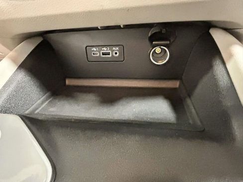 Used 2025 Nissan Altima 2.5 SV image 18