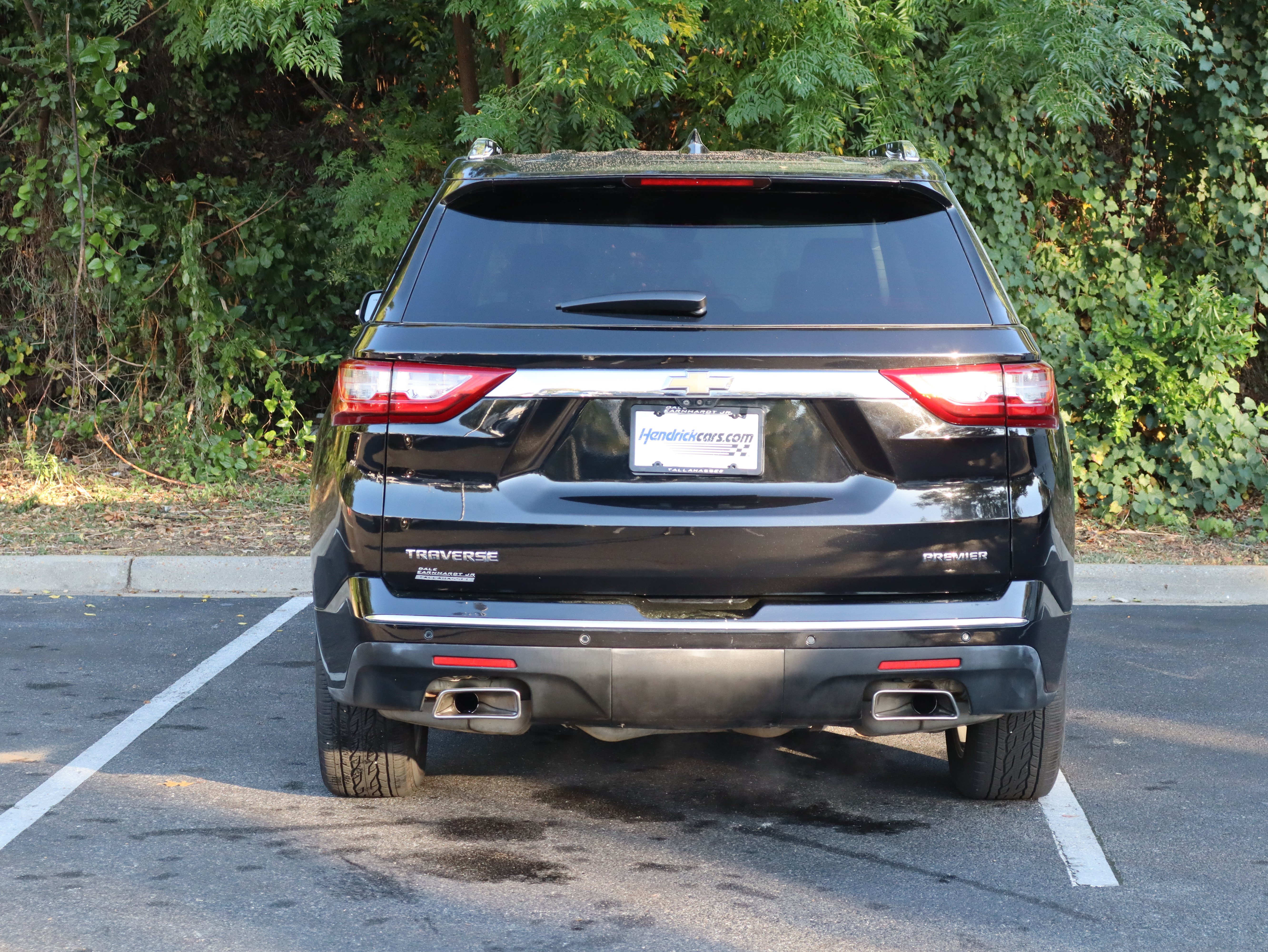 Used 2021 Chevrolet Traverse Premier FWD image 9