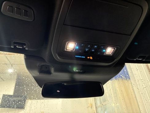 Used 2025 Ford Explorer ST AWD/4WD image 14