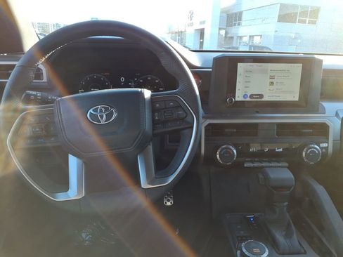 Certified 2025 Toyota Tacoma TRD Sport image 21