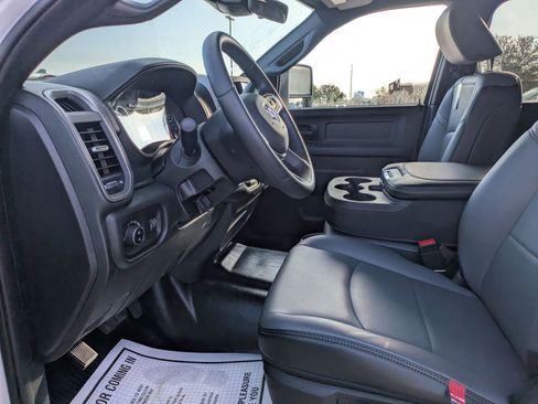 New 2026 RAM 3500 Tradesman AWD/4WD image 9