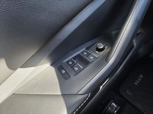 New 2026 Volkswagen Jetta S FWD image 13