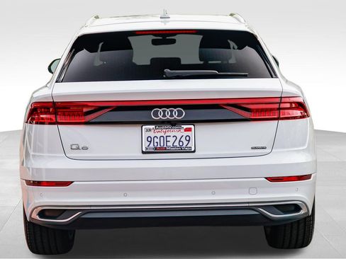Used 2023 Audi Q8 Premium w/ Convenience Package image 6