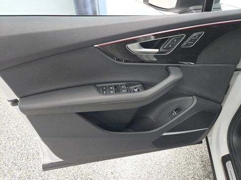 Used 2024 Audi Q7 3.0T Premium Plus image 22