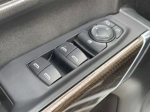 Used 2020 Chevrolet Silverado 1500 LT w/ All-Star Edition image 27