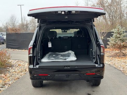 New 2025 Lincoln Navigator L Reserve w/ Jet Appearance Package image 16