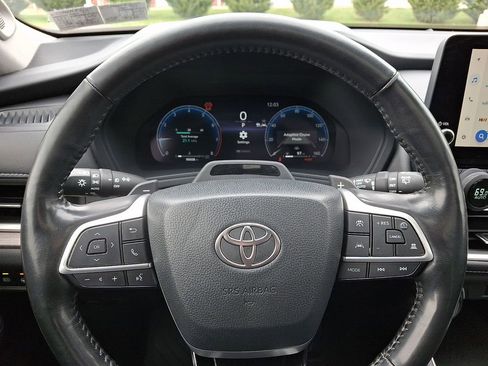 Used 2024 Toyota Grand Highlander Platinum image 21