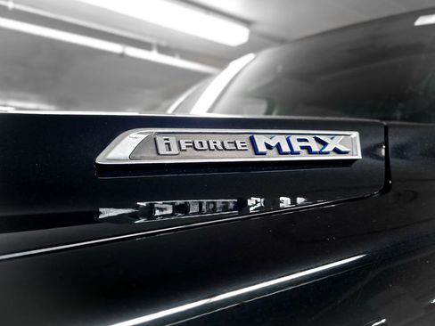 Used 2024 Toyota Sequoia Limited image 15