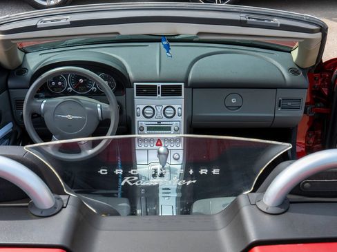 Used 2008 Chrysler Crossfire Limited RWD image 21