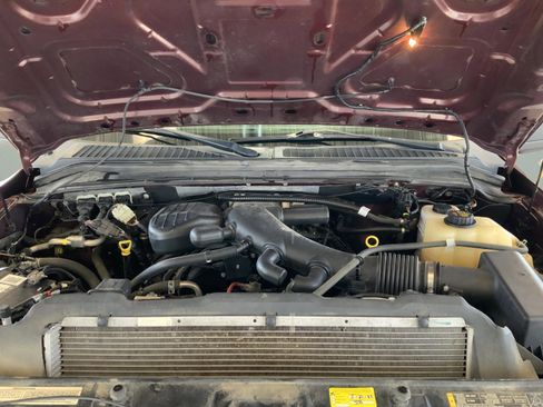 Used 2010 Ford F250 4x4 Crew Cab Super Duty image 11
