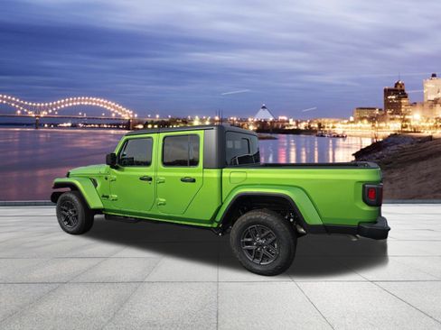 New 2026 Jeep Gladiator Sport image 3