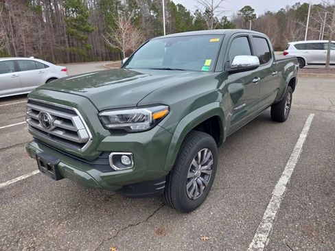 Used 2021 Toyota Tacoma Limited image 6