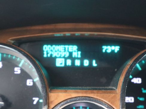 Used 2011 Buick Enclave CXL AWD/4WD image 3
