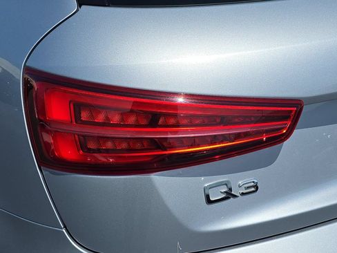Used 2016 Audi Q3 2.0T Prestige w/ Prestige Package AWD/4WD image 37