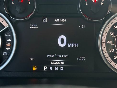 Used 2018 RAM 1500 SLT image 9