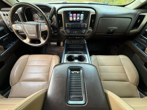 Used 2017 GMC Sierra 1500 Denali AWD/4WD image 28