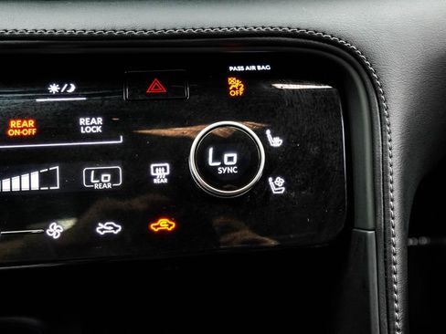 Used 2025 INFINITI QX60 Luxe AWD/4WD image 31