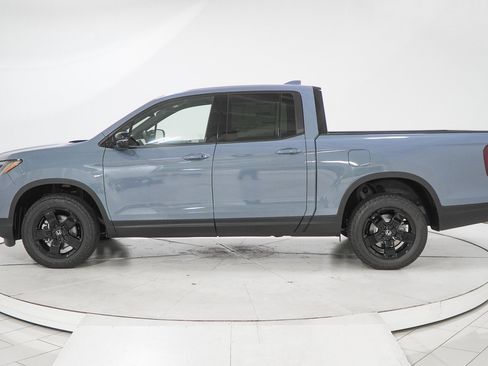 New 2026 Honda Ridgeline Black Edition image 5