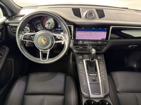 Certified 2019 Porsche Macan S AWD/4WD image 27