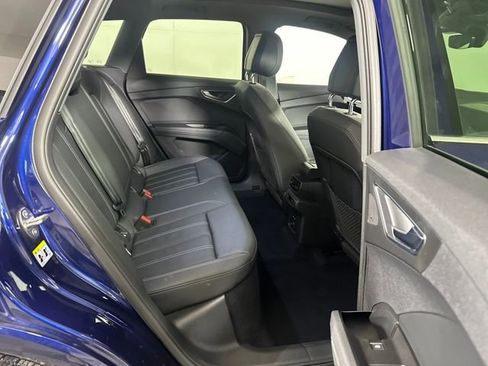 Used 2022 Audi Q4 e-tron Prestige image 27