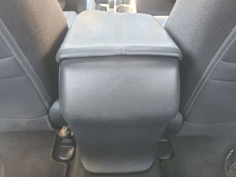 Used 2013 Honda Accord EX image 32