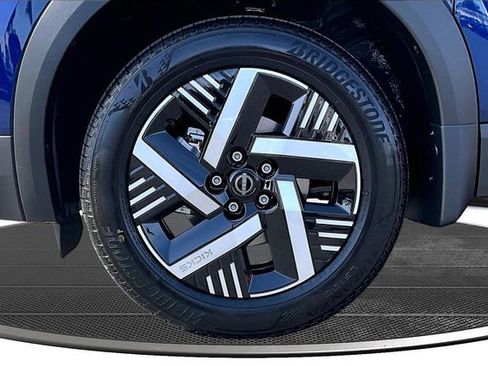 New 2026 Nissan Kicks SV FWD image 11