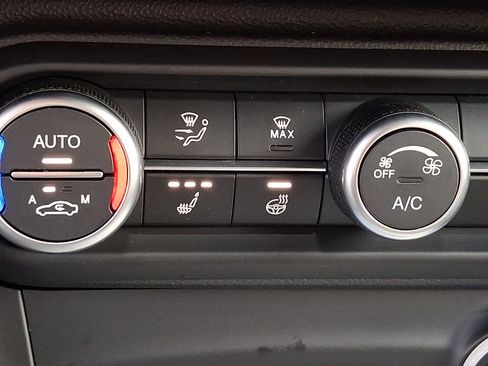 New 2025 Alfa Romeo Stelvio Sprint image 20