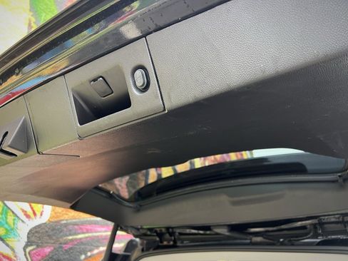 Used 2018 GMC Yukon Denali w/ Denali Ultimate Package image 29