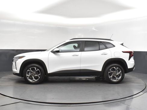 New 2026 Chevrolet Trax LT image 4