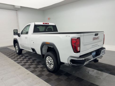 Certified 2025 GMC Sierra 2500 SLE w/ SLE Convenience Package image 3