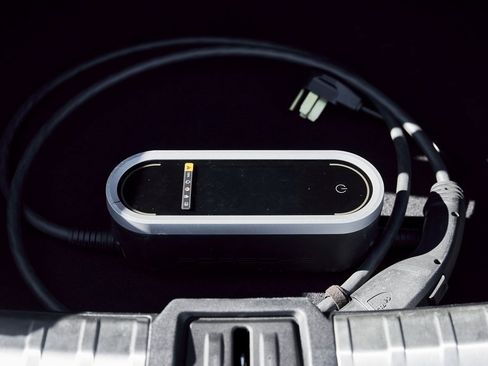 Used 2020 Porsche Taycan Turbo S image 20