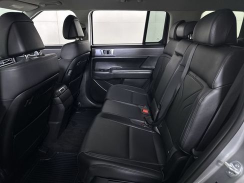 Used 2025 Hyundai Santa Fe SEL AWD/4WD image 26