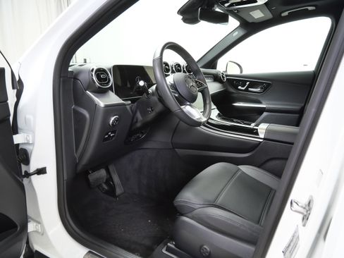 Certified 2026 Mercedes-Benz GLC 300 4MATIC image 14