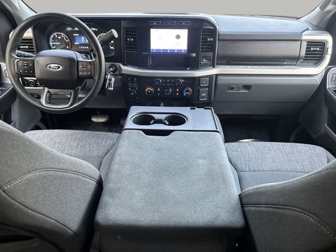 Used 2024 Ford F250 XLT image 13