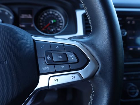 Used 2021 Volkswagen Atlas SE image 22