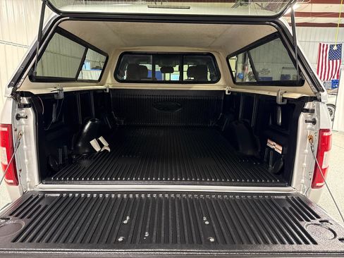 Used 2018 Ford F150 XLT w/ Equipment Group 302A Luxury AWD/4WD image 6