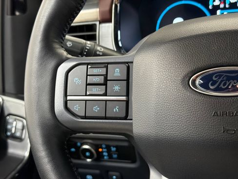 Used 2023 Ford F150 Lariat w/ Equipment Group 502A High AWD/4WD image 21